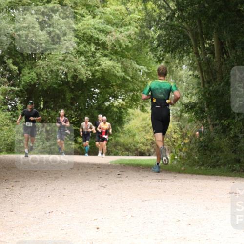30.08.2026 - Elbe Triathlon Hamburg Antke Förster http://msf.ph/oto/10097000 30.08.2026 10:30:52 Laufen 467 meine-sportfotos.de