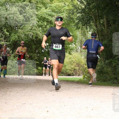30.08.2026 - Elbe Triathlon Hamburg Antke Förster http://msf.ph/oto/10097004 30.08.2026 10:30:59 Laufen 467 meine-sportfotos.de