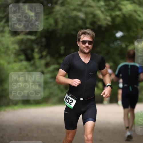 30.08.2026 - Elbe Triathlon Hamburg Antke Förster http://msf.ph/oto/10097037 30.08.2026 10:26:52 Laufen 452 meine-sportfotos.de