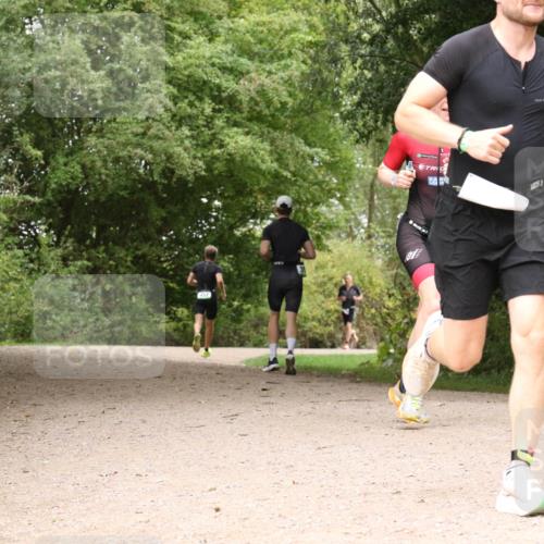 30.08.2026 - Elbe Triathlon Hamburg Antke Förster http://msf.ph/oto/10097040 30.08.2026 10:31:38 Laufen  meine-sportfotos.de
