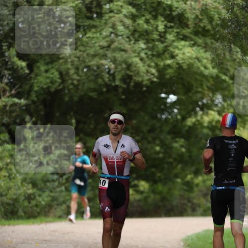 30.08.2026 - Elbe Triathlon Hamburg Antke Förster http://msf.ph/oto/10097083 30.08.2026 10:27:38 Laufen 10 meine-sportfotos.de