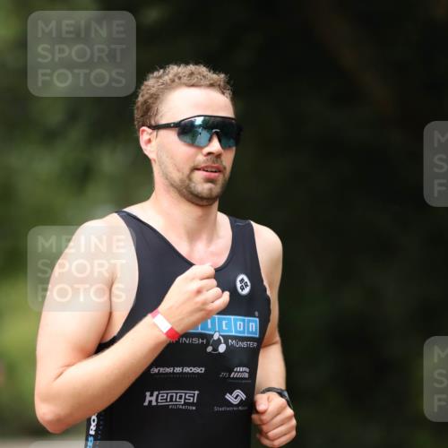 30.08.2026 - Elbe Triathlon Hamburg Antke Förster http://msf.ph/oto/10097097 30.08.2026 10:27:45 Laufen  meine-sportfotos.de