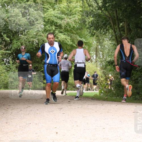 30.08.2026 - Elbe Triathlon Hamburg Antke Förster http://msf.ph/oto/10097098 30.08.2026 10:32:42 Laufen  meine-sportfotos.de