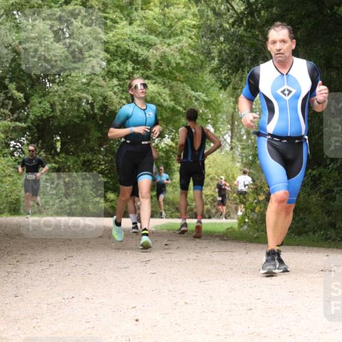 30.08.2026 - Elbe Triathlon Hamburg Antke Förster http://msf.ph/oto/10097102 30.08.2026 10:32:44 Laufen  meine-sportfotos.de