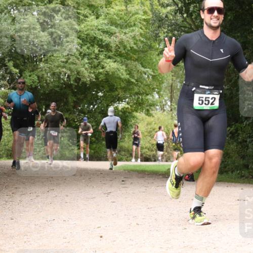 30.08.2026 - Elbe Triathlon Hamburg Antke Förster http://msf.ph/oto/10097118 30.08.2026 10:32:54 Laufen 25, 251, 552 meine-sportfotos.de