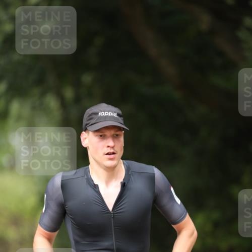 30.08.2026 - Elbe Triathlon Hamburg Antke Förster http://msf.ph/oto/10097131 30.08.2026 10:28:03 Laufen 53 meine-sportfotos.de