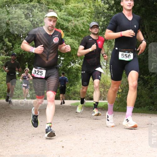 30.08.2026 - Elbe Triathlon Hamburg Antke Förster http://msf.ph/oto/10097134 30.08.2026 10:33:00 Laufen 325, 550 meine-sportfotos.de
