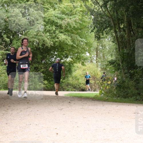 30.08.2026 - Elbe Triathlon Hamburg Antke Förster http://msf.ph/oto/10097144 30.08.2026 10:33:07 Laufen 299 meine-sportfotos.de