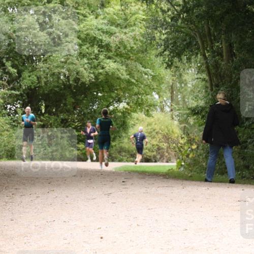 30.08.2026 - Elbe Triathlon Hamburg Antke Förster http://msf.ph/oto/10097156 30.08.2026 10:33:13 Laufen  meine-sportfotos.de