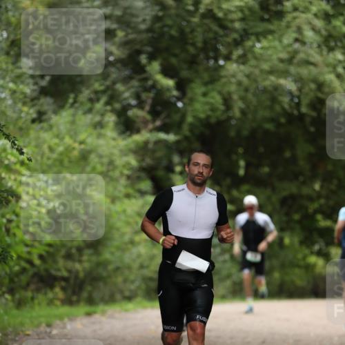 30.08.2026 - Elbe Triathlon Hamburg Antke Förster http://msf.ph/oto/10097163 30.08.2026 10:28:47 Laufen  meine-sportfotos.de