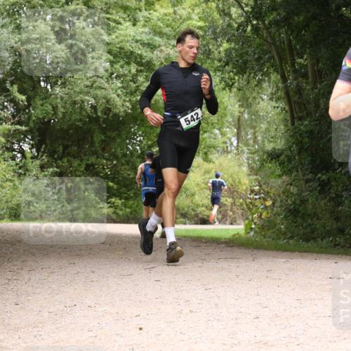 30.08.2026 - Elbe Triathlon Hamburg Antke Förster http://msf.ph/oto/10097238 30.08.2026 10:34:14 Laufen 542 meine-sportfotos.de