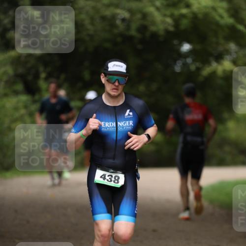 30.08.2026 - Elbe Triathlon Hamburg Antke Förster http://msf.ph/oto/10097255 30.08.2026 10:30:28 Laufen 438 meine-sportfotos.de