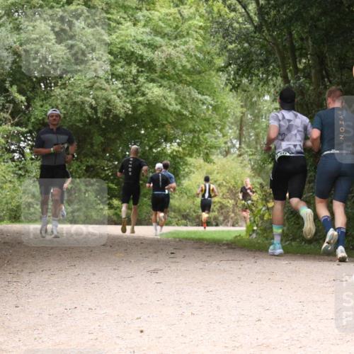 30.08.2026 - Elbe Triathlon Hamburg Antke Förster http://msf.ph/oto/10097286 30.08.2026 10:35:03 Laufen 584 meine-sportfotos.de