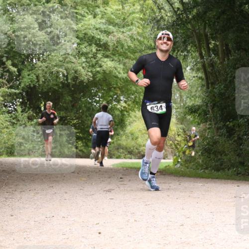 30.08.2026 - Elbe Triathlon Hamburg Antke Förster http://msf.ph/oto/10097302 30.08.2026 10:35:11 Laufen 634 meine-sportfotos.de