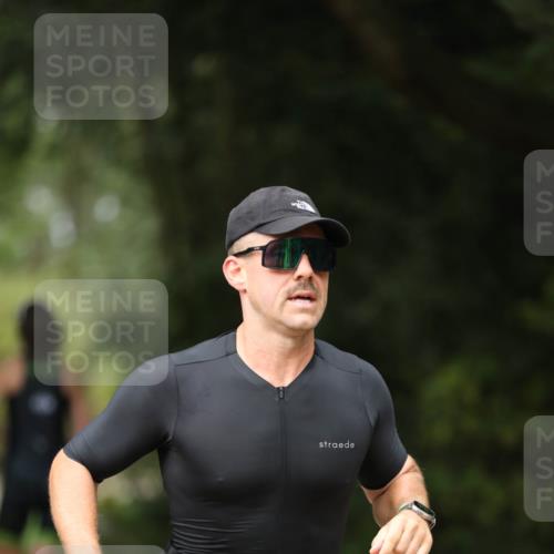 30.08.2026 - Elbe Triathlon Hamburg Antke Förster http://msf.ph/oto/10097313 30.08.2026 10:31:01 Laufen 467 meine-sportfotos.de