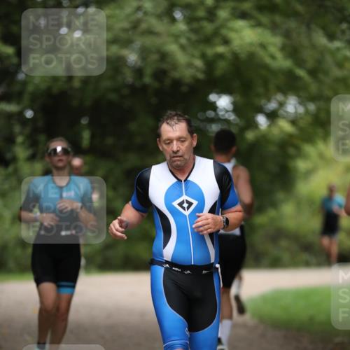 30.08.2026 - Elbe Triathlon Hamburg Antke Förster http://msf.ph/oto/10097405 30.08.2026 10:32:43 Laufen  meine-sportfotos.de