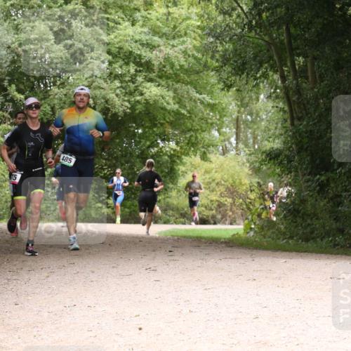 30.08.2026 - Elbe Triathlon Hamburg Antke Förster http://msf.ph/oto/10097410 30.08.2026 10:36:22 Laufen 75, 485 meine-sportfotos.de