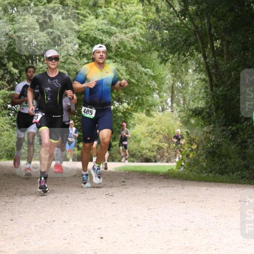 30.08.2026 - Elbe Triathlon Hamburg Antke Förster http://msf.ph/oto/10097412 30.08.2026 10:36:23 Laufen 75, 485 meine-sportfotos.de