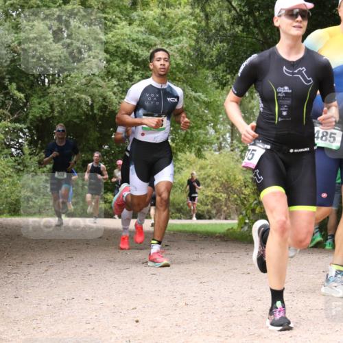 30.08.2026 - Elbe Triathlon Hamburg Antke Förster http://msf.ph/oto/10097416 30.08.2026 10:36:24 Laufen 502, 15, 485 meine-sportfotos.de