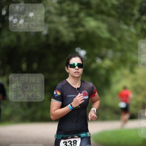 30.08.2026 - Elbe Triathlon Hamburg Antke Förster http://msf.ph/oto/10097511 30.08.2026 10:33:54 Laufen 338 meine-sportfotos.de