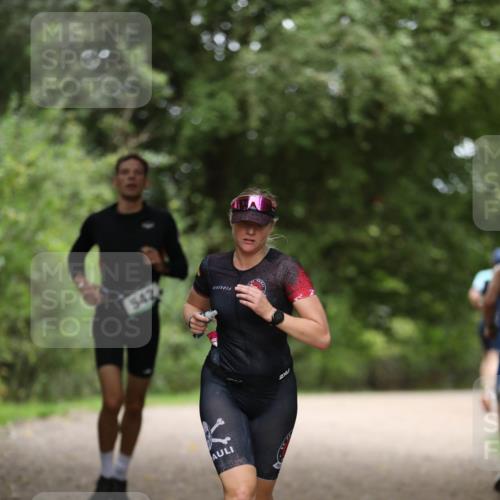 30.08.2026 - Elbe Triathlon Hamburg Antke Förster http://msf.ph/oto/10097537 30.08.2026 10:34:12 Laufen 542 meine-sportfotos.de