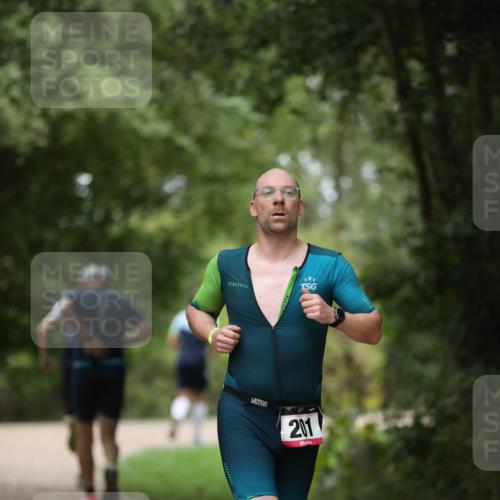 30.08.2026 - Elbe Triathlon Hamburg Antke Förster http://msf.ph/oto/10097567 30.08.2026 10:34:40 Laufen 201 meine-sportfotos.de