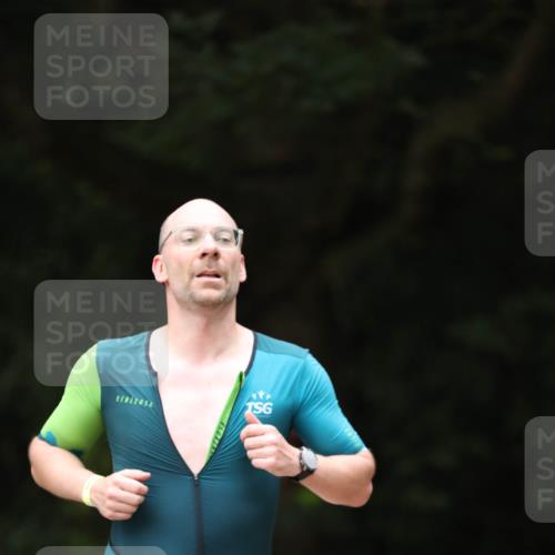 30.08.2026 - Elbe Triathlon Hamburg Antke Förster http://msf.ph/oto/10097571 30.08.2026 10:34:42 Laufen 201 meine-sportfotos.de
