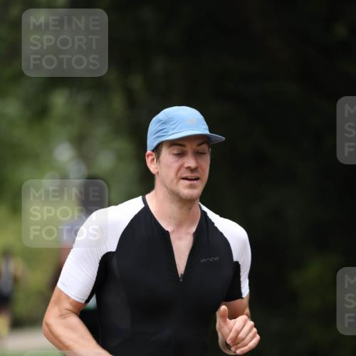 30.08.2026 - Elbe Triathlon Hamburg Antke Förster http://msf.ph/oto/10097591 30.08.2026 10:35:03 Laufen 584 meine-sportfotos.de