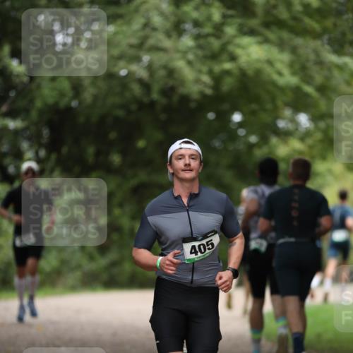 30.08.2026 - Elbe Triathlon Hamburg Antke Förster http://msf.ph/oto/10097595 30.08.2026 10:35:06 Laufen 405, 14204 meine-sportfotos.de