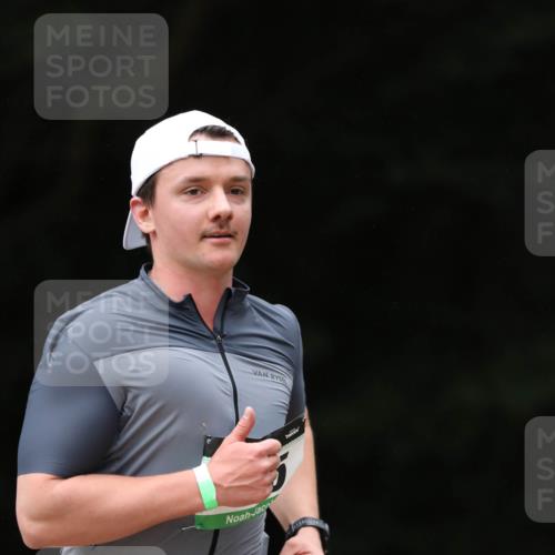 30.08.2026 - Elbe Triathlon Hamburg Antke Förster http://msf.ph/oto/10097603 30.08.2026 10:35:08 Laufen  meine-sportfotos.de
