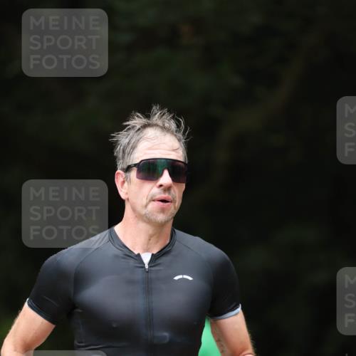 30.08.2026 - Elbe Triathlon Hamburg Antke Förster http://msf.ph/oto/10097649 30.08.2026 10:35:31 Laufen 732 meine-sportfotos.de
