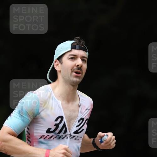 30.08.2026 - Elbe Triathlon Hamburg Antke Förster http://msf.ph/oto/10097665 30.08.2026 10:35:43 Laufen 3, 2, 476 meine-sportfotos.de