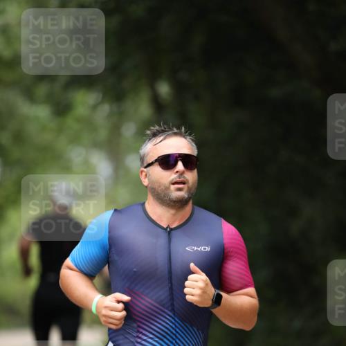 30.08.2026 - Elbe Triathlon Hamburg Antke Förster http://msf.ph/oto/10097673 30.08.2026 10:35:53 Laufen 483 meine-sportfotos.de