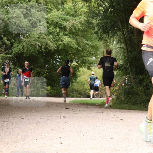 30.08.2026 - Elbe Triathlon Hamburg Antke Förster http://msf.ph/oto/10098470 30.08.2026 10:46:54 Laufen 620, 451 meine-sportfotos.de