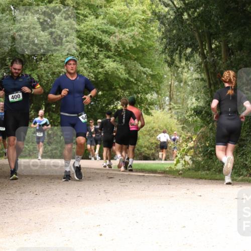 30.08.2026 - Elbe Triathlon Hamburg Antke Förster http://msf.ph/oto/10098494 30.08.2026 10:47:21 Laufen 499, 400, 64 meine-sportfotos.de