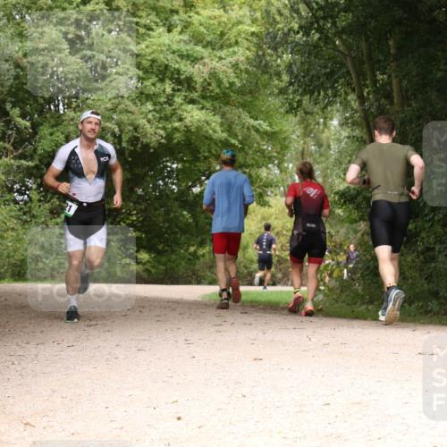 30.08.2026 - Elbe Triathlon Hamburg Antke Förster http://msf.ph/oto/10098562 30.08.2026 10:47:50 Laufen  meine-sportfotos.de