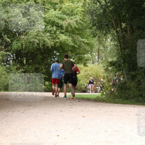 30.08.2026 - Elbe Triathlon Hamburg Antke Förster http://msf.ph/oto/10098568 30.08.2026 10:47:53 Laufen 21 meine-sportfotos.de
