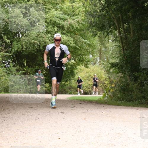 30.08.2026 - Elbe Triathlon Hamburg Antke Förster http://msf.ph/oto/10098690 30.08.2026 10:49:28 Laufen  meine-sportfotos.de