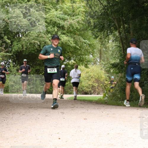 30.08.2026 - Elbe Triathlon Hamburg Antke Förster http://msf.ph/oto/10098702 30.08.2026 10:49:37 Laufen 429, 379, 423, 769, 60003 meine-sportfotos.de