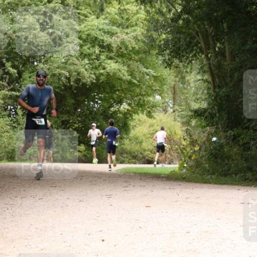 30.08.2026 - Elbe Triathlon Hamburg Antke Förster http://msf.ph/oto/10098748 30.08.2026 10:49:58 Laufen 36 meine-sportfotos.de