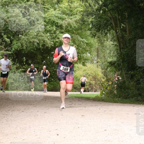 30.08.2026 - Elbe Triathlon Hamburg Antke Förster http://msf.ph/oto/10098798 30.08.2026 10:50:35 Laufen 403, 389 meine-sportfotos.de