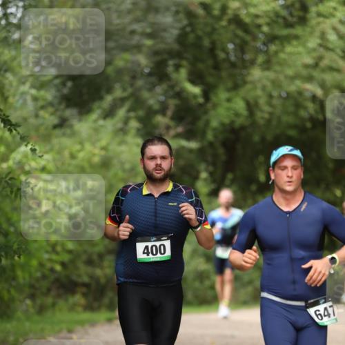 30.08.2026 - Elbe Triathlon Hamburg Antke Förster http://msf.ph/oto/10098801 30.08.2026 10:47:21 Laufen 400, 647 meine-sportfotos.de