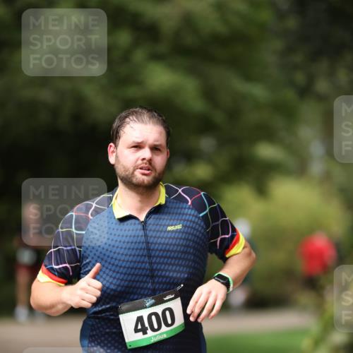 30.08.2026 - Elbe Triathlon Hamburg Antke Förster http://msf.ph/oto/10098803 30.08.2026 10:47:25 Laufen 400 meine-sportfotos.de