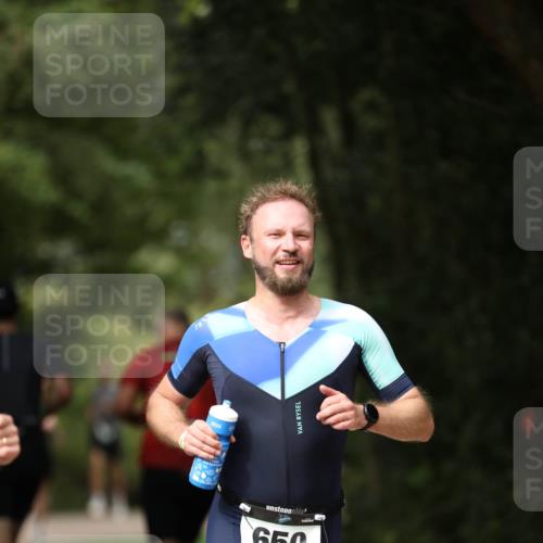 30.08.2026 - Elbe Triathlon Hamburg Antke Förster http://msf.ph/oto/10098817 30.08.2026 10:47:31 Laufen 2026, 650 meine-sportfotos.de