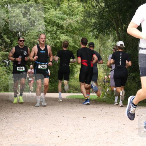 30.08.2026 - Elbe Triathlon Hamburg Antke Förster http://msf.ph/oto/10098818 30.08.2026 10:50:43 Laufen 491, 766, 403 meine-sportfotos.de