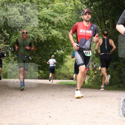 30.08.2026 - Elbe Triathlon Hamburg Antke Förster http://msf.ph/oto/10098876 30.08.2026 10:51:06 Laufen 613 meine-sportfotos.de