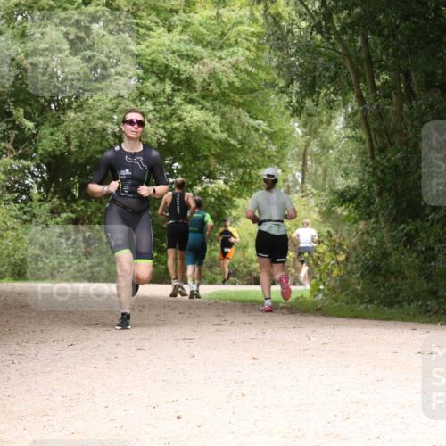 30.08.2026 - Elbe Triathlon Hamburg Antke Förster http://msf.ph/oto/10098884 30.08.2026 10:51:11 Laufen  meine-sportfotos.de