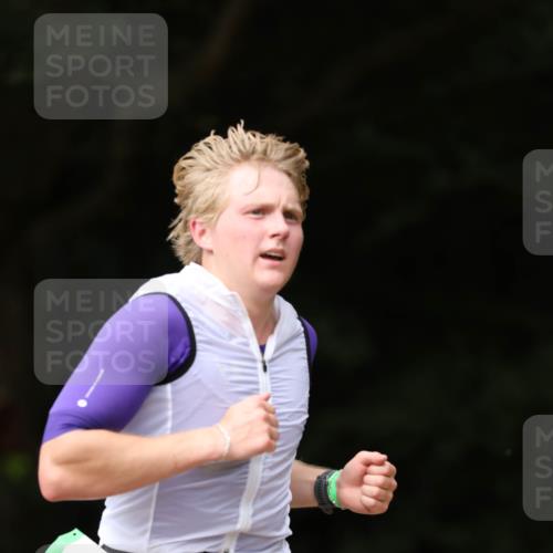 30.08.2026 - Elbe Triathlon Hamburg Antke Förster http://msf.ph/oto/10098885 30.08.2026 10:48:10 Laufen  meine-sportfotos.de