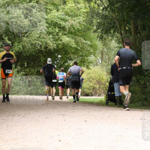 30.08.2026 - Elbe Triathlon Hamburg Antke Förster http://msf.ph/oto/10098886 30.08.2026 10:51:24 Laufen 596 meine-sportfotos.de