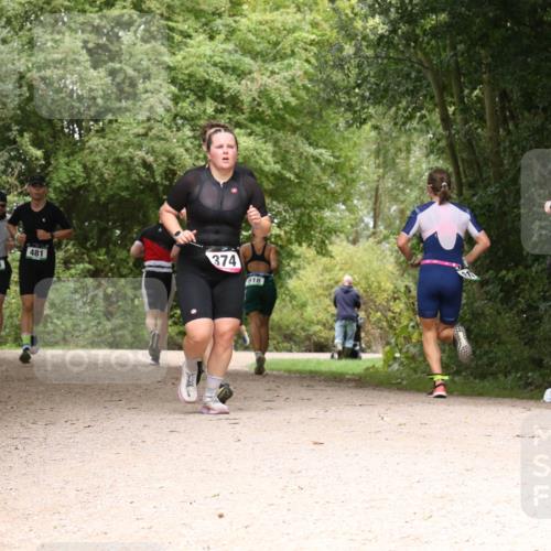 30.08.2026 - Elbe Triathlon Hamburg Antke Förster http://msf.ph/oto/10098900 30.08.2026 10:51:46 Laufen 481, 374, 404, 818, 814 meine-sportfotos.de